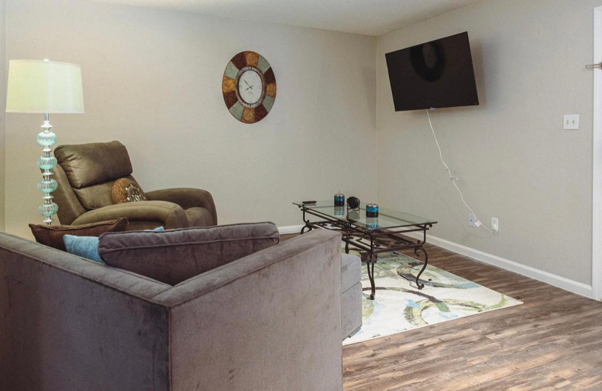 Premium Styled 2 Bedroom Apt In The Heart Of The Heights 휴스턴 외부 사진