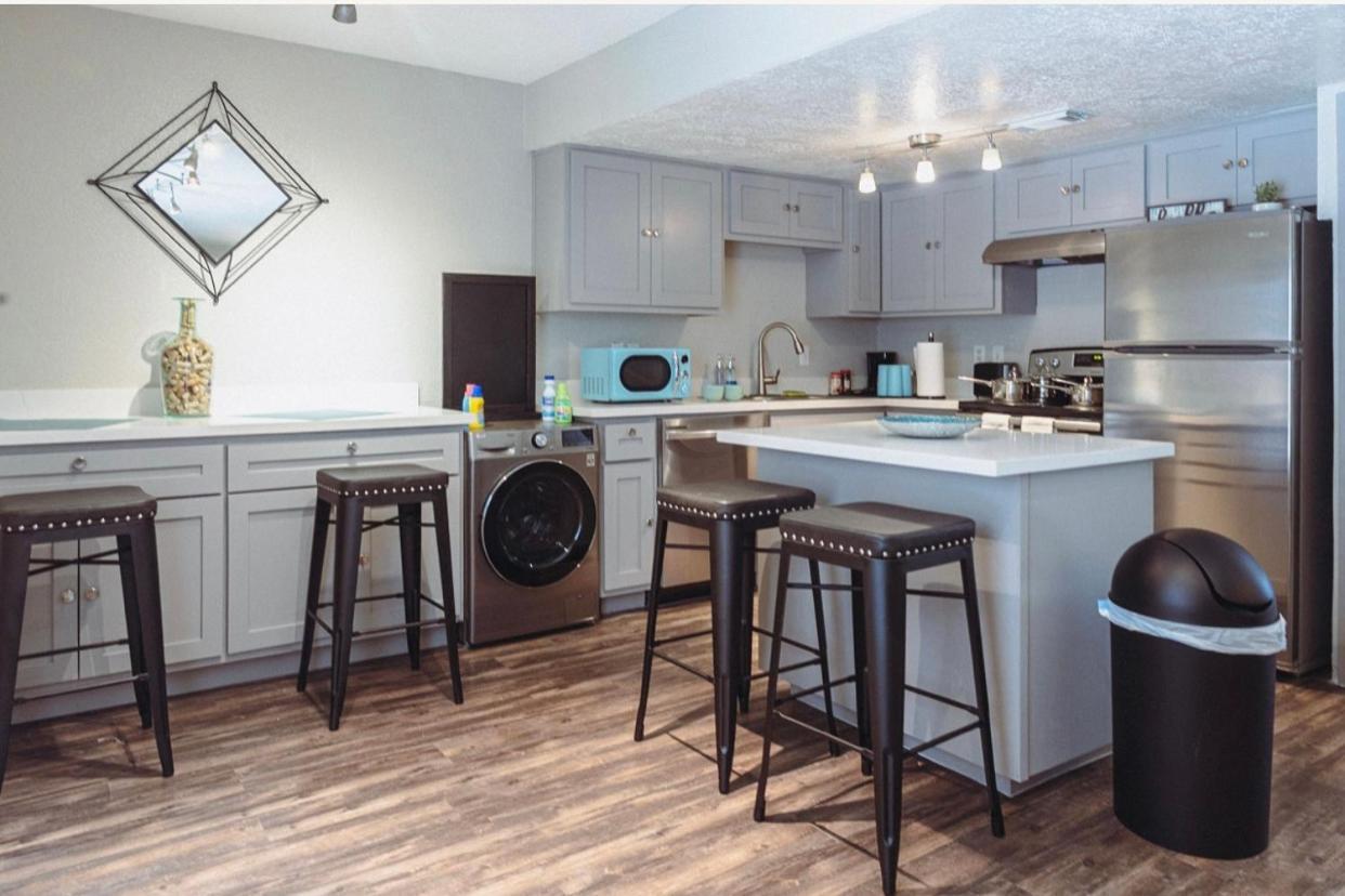 Premium Styled 2 Bedroom Apt In The Heart Of The Heights 휴스턴 외부 사진
